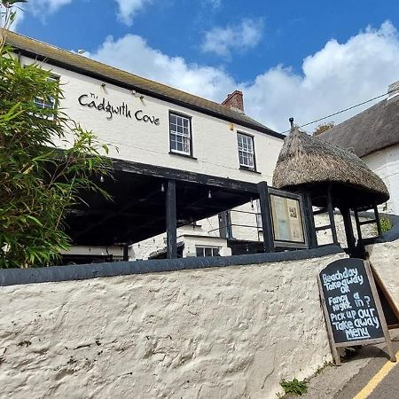 Cadgwith Cove Inn エクステリア 写真