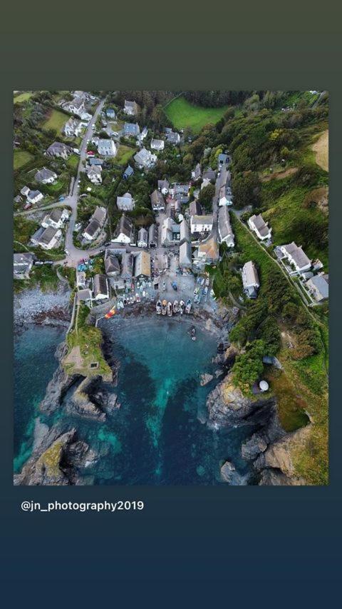 Cadgwith Cove Inn エクステリア 写真