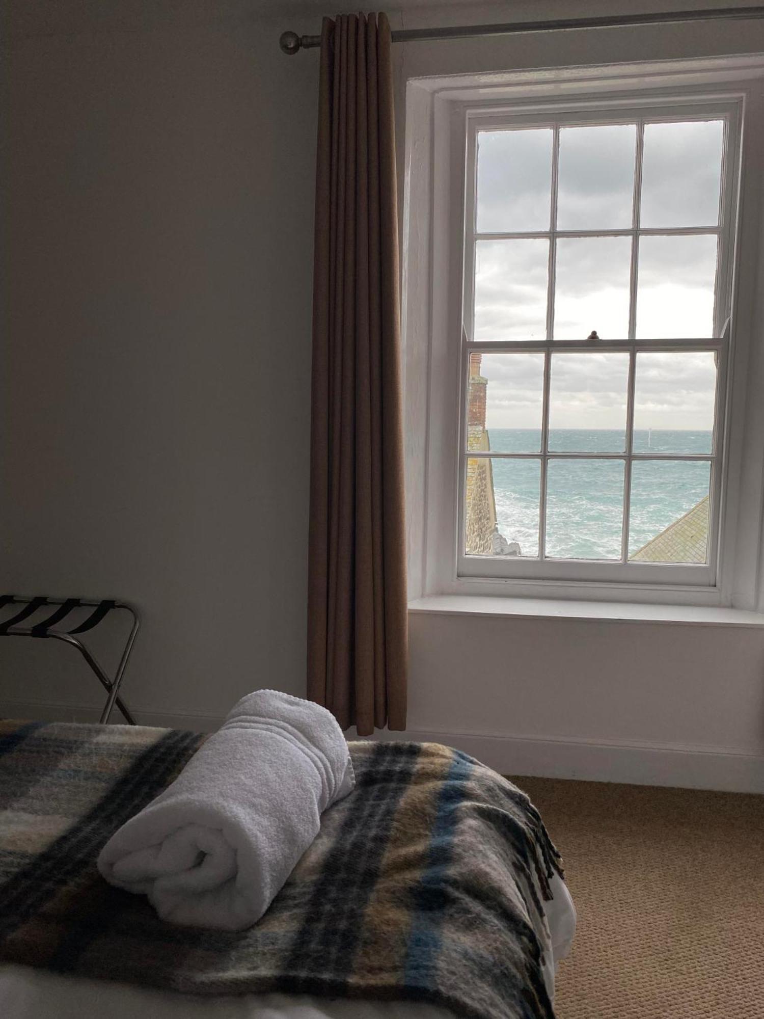 Cadgwith Cove Inn 部屋 写真