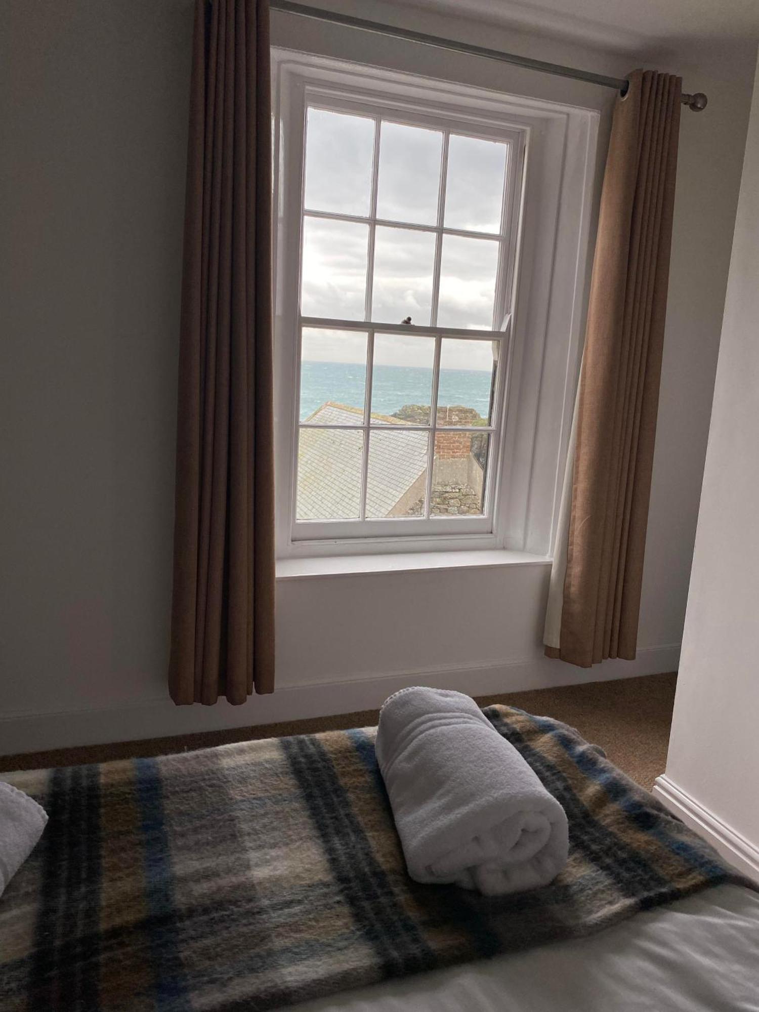 Cadgwith Cove Inn 部屋 写真